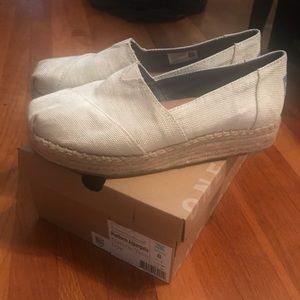 TOMS platform shoes